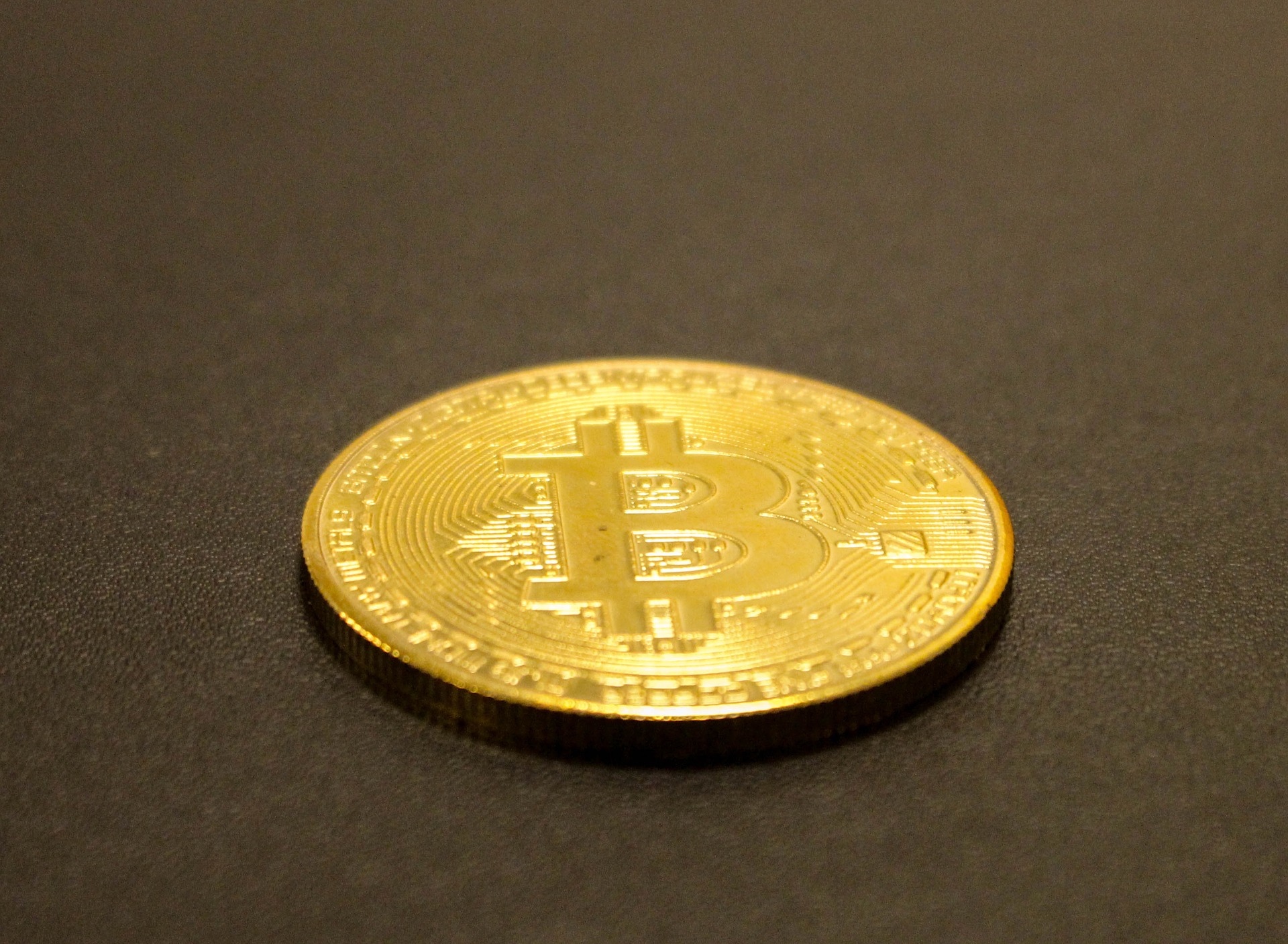 Why is Bitcoin still Below $40k?